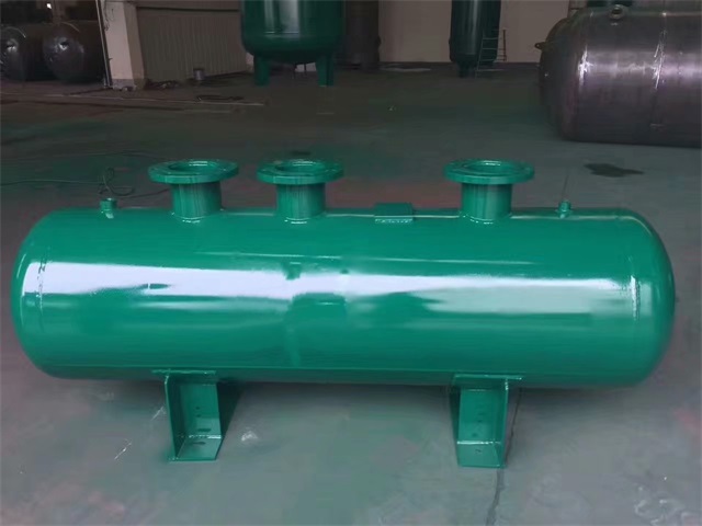 泗洪泗洪泗洪蒸汽分气缸